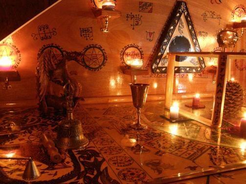 Rytuał Damballah-Wedo na powrót partnera.