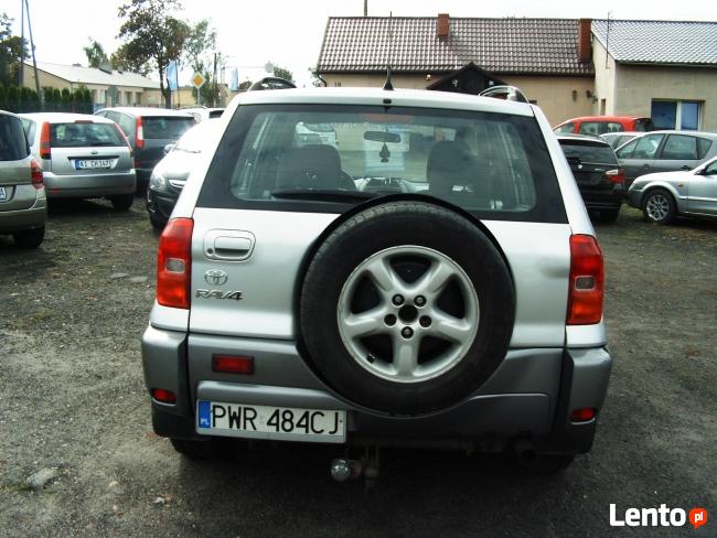 Toyota RAF 4 2,0 2003