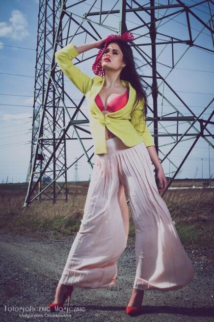 SESJA ZDJĘCIOWA PORTFOLIO MODELKI