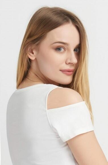 t-shirt z odkrytymi ramionami Orsay