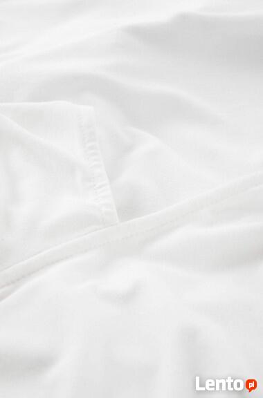 t-shirt z odkrytymi ramionami Orsay