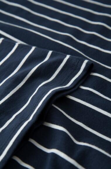 Granatowy t-shirt w paski Orsay