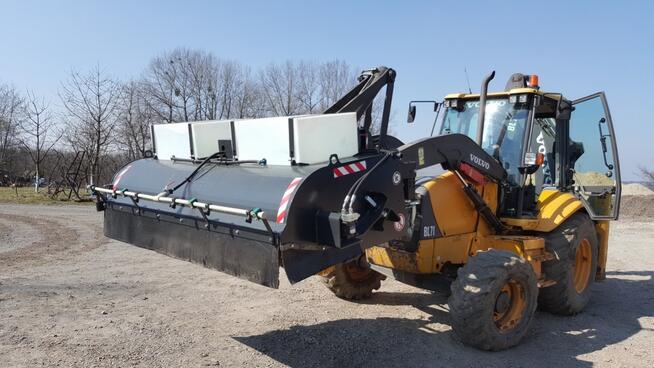 Profesjonalna zamiatarka do koparko-ładowarki