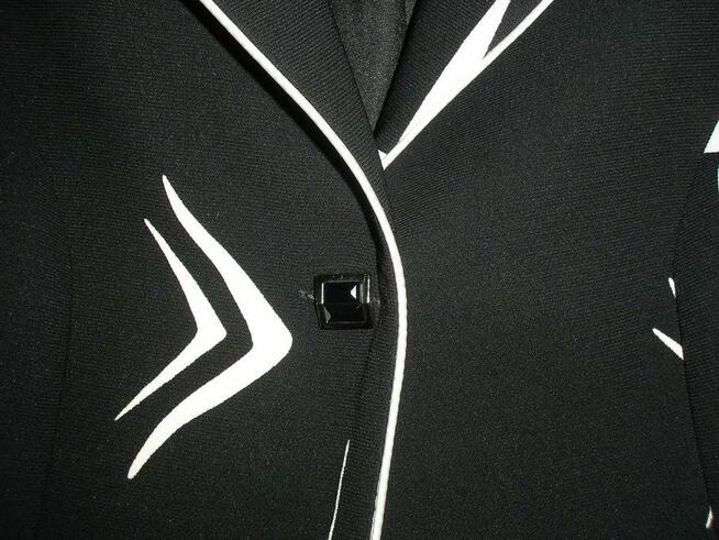 żakiet biało czarny 42, kopertówka pikowana