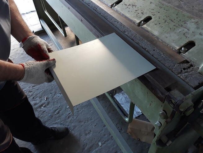 Wykonamy obróbki blacharskie - parapety, murki, gzymsy