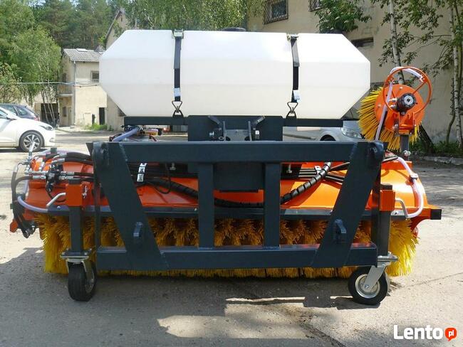 Zamiatarka komunalna ZML 200 z systemem zraszania