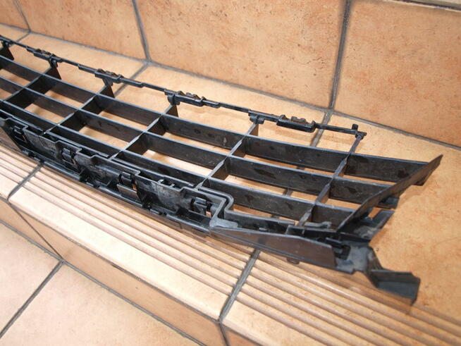 Peugeot 207 kratka zderzaka przedniego 2005 - 2009r