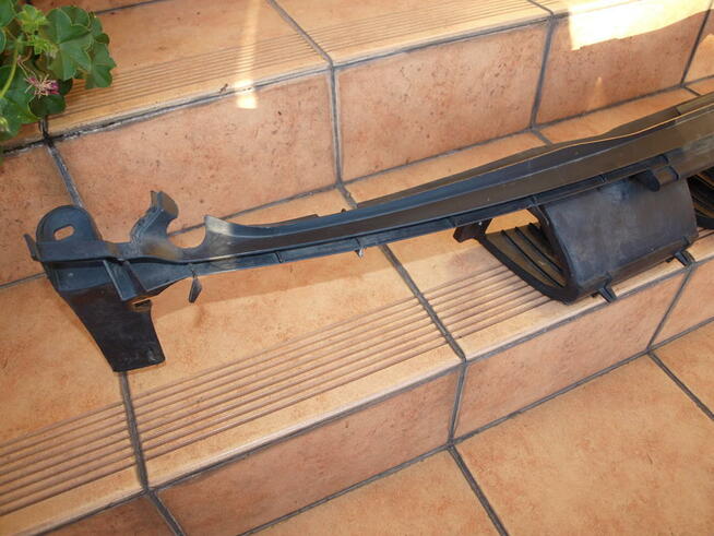 Citroen C3 ślizg wzmocnienie zderzaka tył 2002 - 2009r