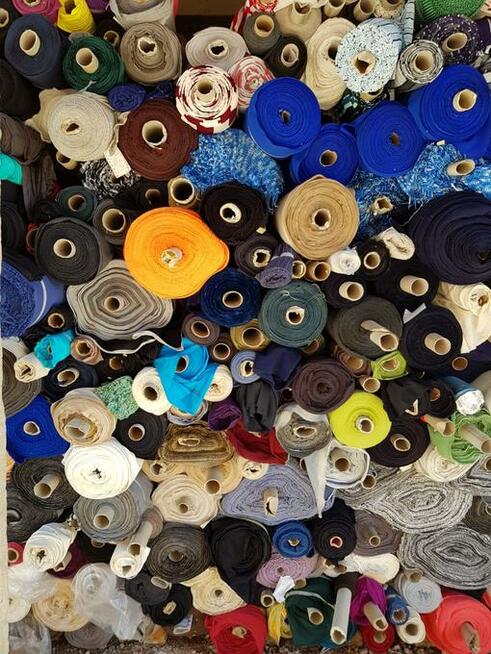 Włoskie Stoki tkanin oraz dzianin