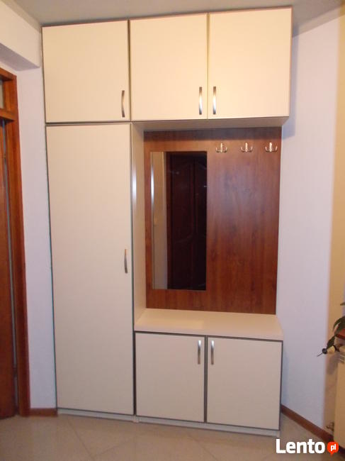 meble kuchenne, szafy z drzwiami przesuwnymi