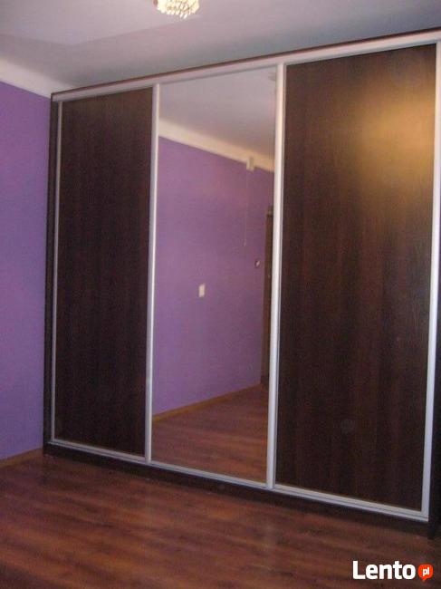 meble kuchenne, szafy z drzwiami przesuwnymi