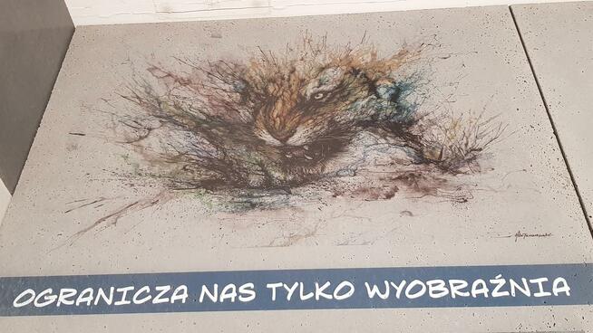 Beton architektoniczny -nadruki na betonie architektonicznym