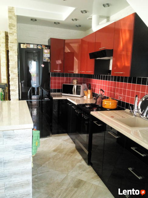 Sprzedam przestronne mieszkanie