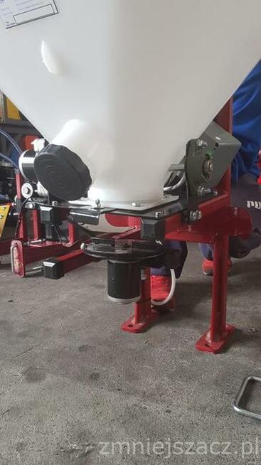 Siewnik do poplonów