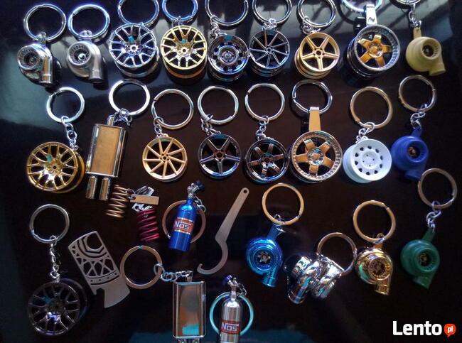 Breloki, breloczki, opaski