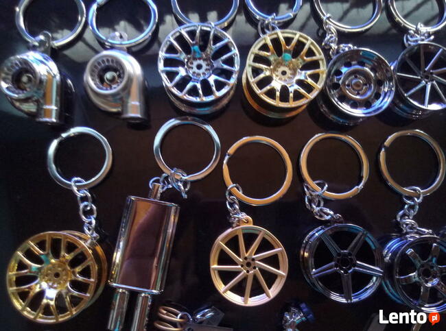 Breloki, breloczki, opaski