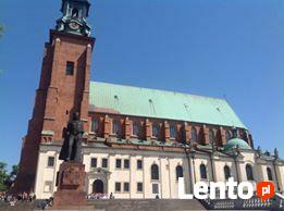 Wycieczka do Biskupina i Gniezna, Biuro Podróży Geotour