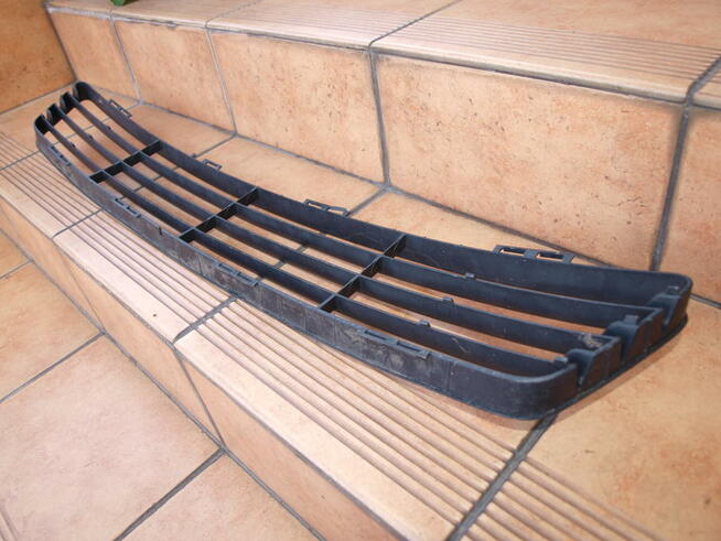 Ford Fiesta kratka zderzaka przedniego 2002 - 2005r