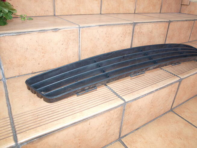 Ford Fiesta kratka zderzaka przedniego 2002 - 2005r
