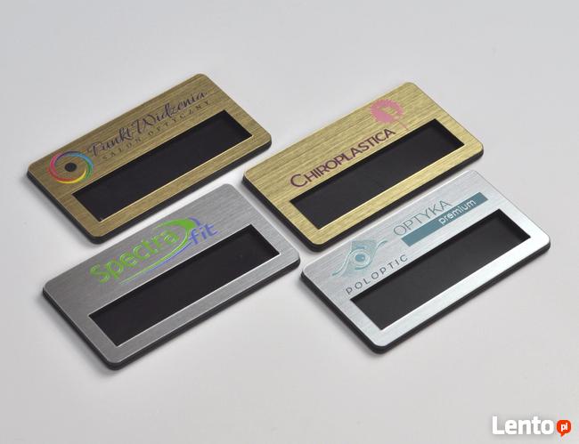 Identyfikator imienny z kolorowym nadrukiem UV