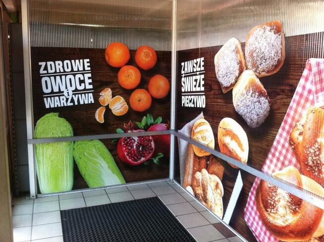 oklejanie witryn sklepowych- reklama zewnętrzna