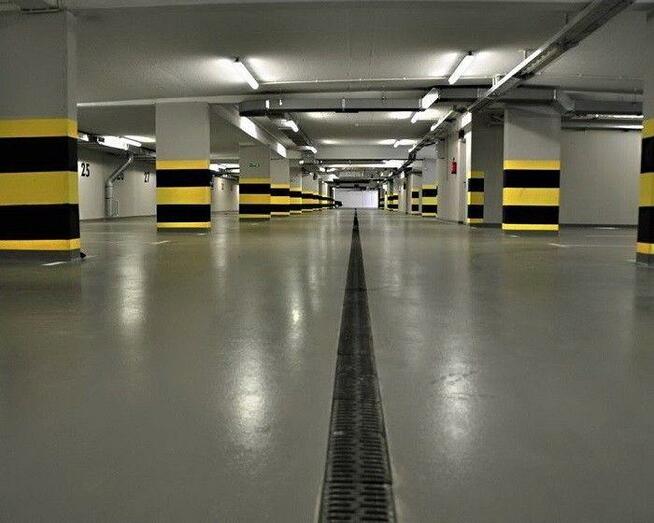 Maszynowe mycie garaży, mycie hal, sprzątanie magazynów