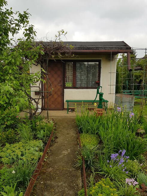 Działka 3 ar ogródki działkowe Mielec, Kosmonautów