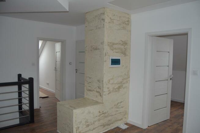 Tynki strukturalne, tynki ozdobne, stiuk, inne (od 15 lat)