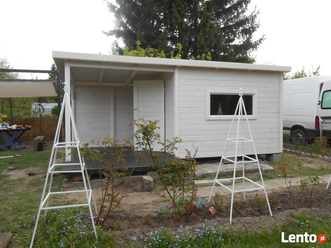 Domek ogrodowy z tarasem 3 na 5 m