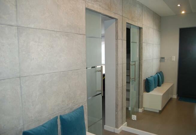 Tynki strukturalne, tynki ozdobne, stiuk, inne (od 15 lat)