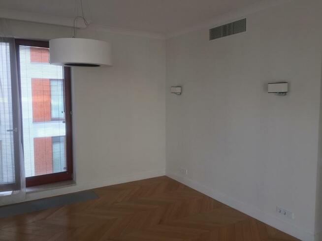 Warszawa, Śródmieście, Piękna 13, Rezydencja Piękna Nova,