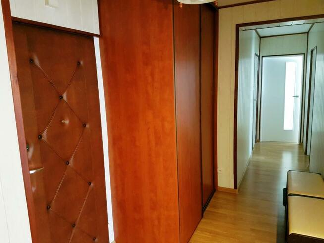 Sprzedam mieszkanie z widokiem na jezioro