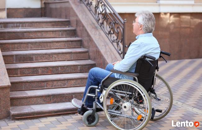 Pokonaj schody na wózku inwalidzkim schodołazem
