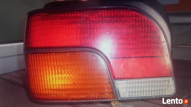 lampa tylna ambra rok 2000