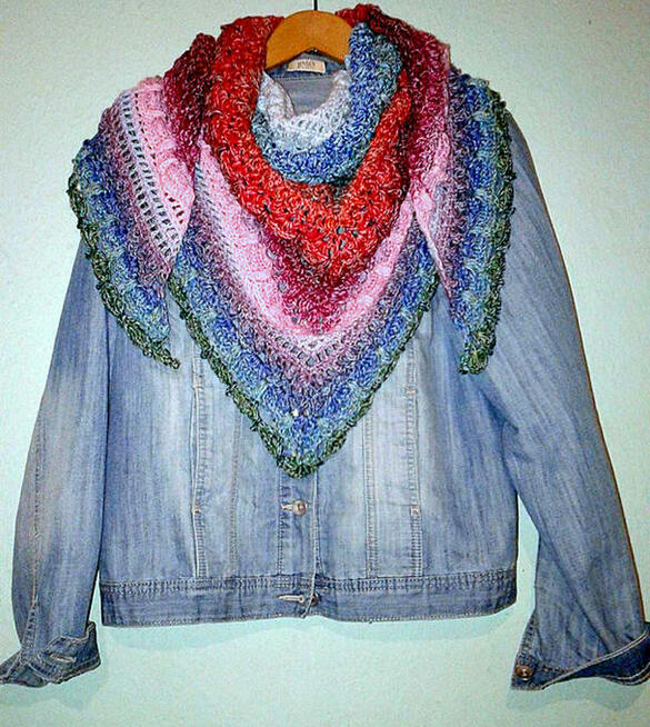 Wełniana chusta, robiona na szydełku- na zamówienie