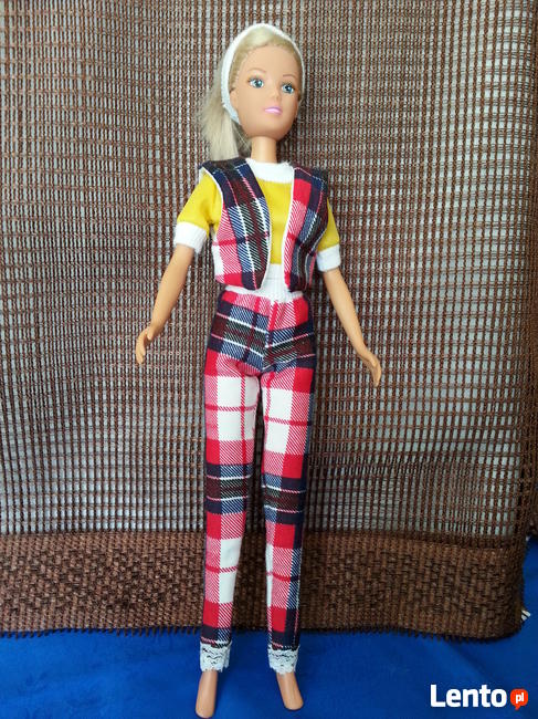 ubranko dla lalki typu Barbi