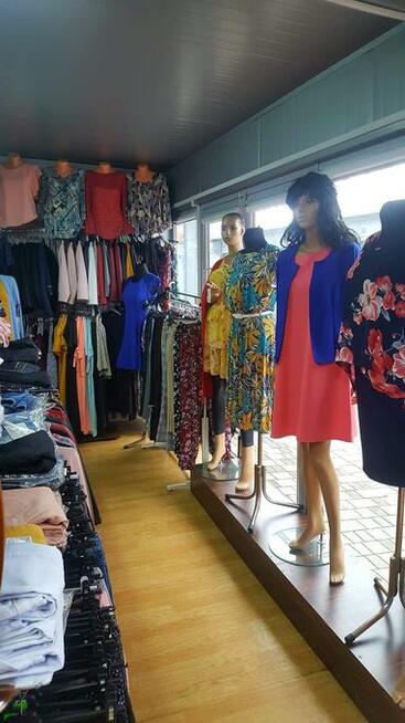 Pawilon Handlowy przy hali Targowej ul. Okulickiego, Stalowa