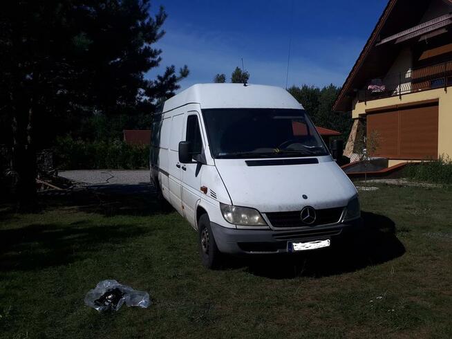 SPRZĄTANIE CZYSZCZENIE DZIAŁEK PLACY TRANSPORT