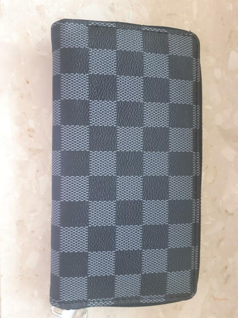 Sprzedam portfel Louis Vuitton