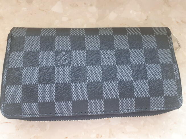 Sprzedam portfel Louis Vuitton