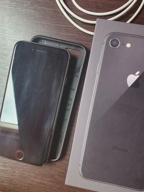 Sprzedam Iphone 8 64gb używany
