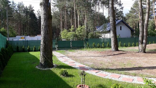 Sprzedam działkę nad Zalewem Zegrzyńskim 1500m2 z domkiem