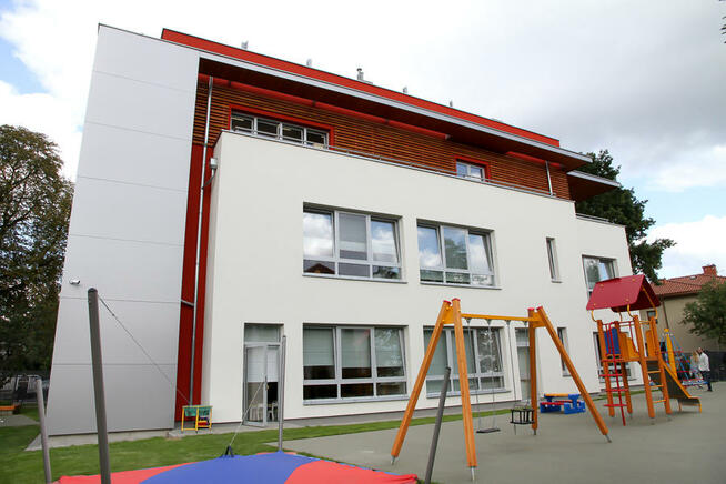 Nauczyciel wychowania przedszkolnego.