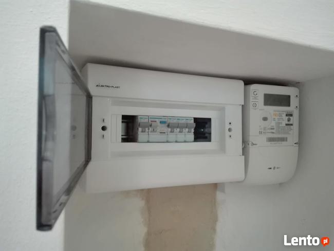 Montaż instalacji elektrycznych , zwiększenie mocy.
