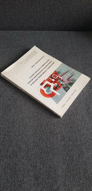 Czynniki produkcji przemysłowej i eksportu makroregionu