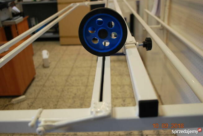 Wieszak na rolki folii, ogrodnicza, budowlana, siatka,