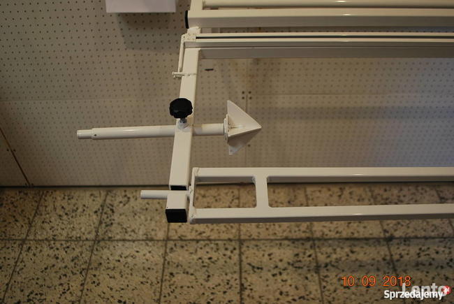 Wieszak na rolki folii, ogrodnicza, budowlana, siatka,