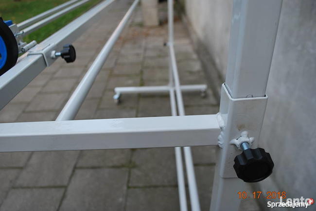 Przewijarka nawijarka ręczna do materiału w rolkach