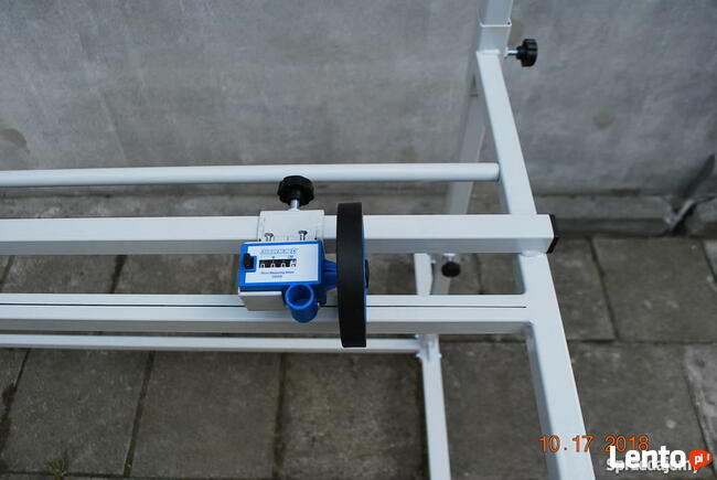 Przewijarka nawijarka ręczna do materiału w rolkach