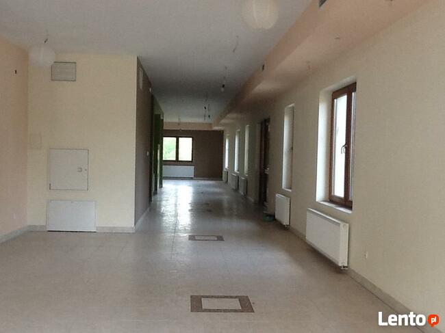 sprzedam Obiekt komercyjny z gruntem 38 aròw przy DK 94